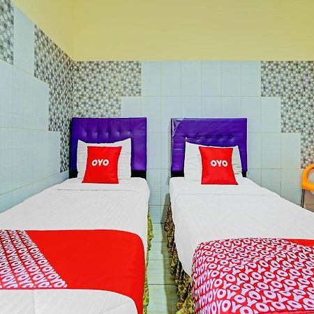 Oyo 90238 Hotel Nusantara Cirebon Εξωτερικό φωτογραφία