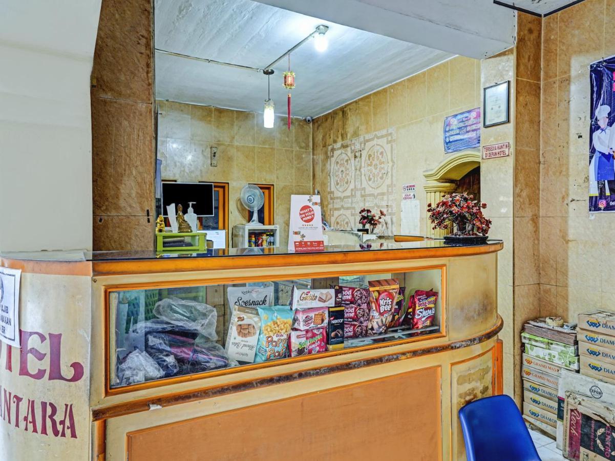 Oyo 90238 Hotel Nusantara Cirebon Εξωτερικό φωτογραφία