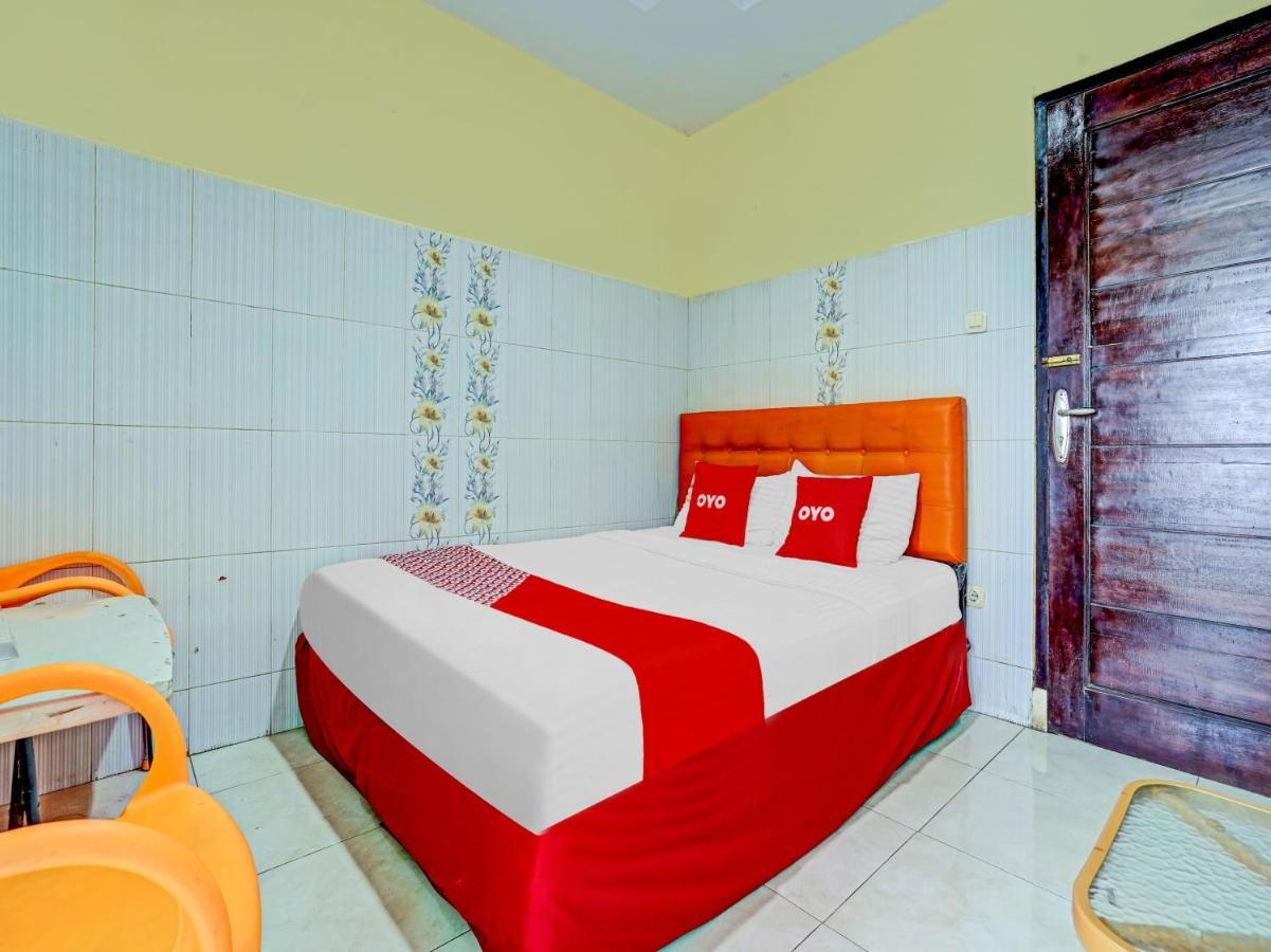 Oyo 90238 Hotel Nusantara Cirebon Εξωτερικό φωτογραφία