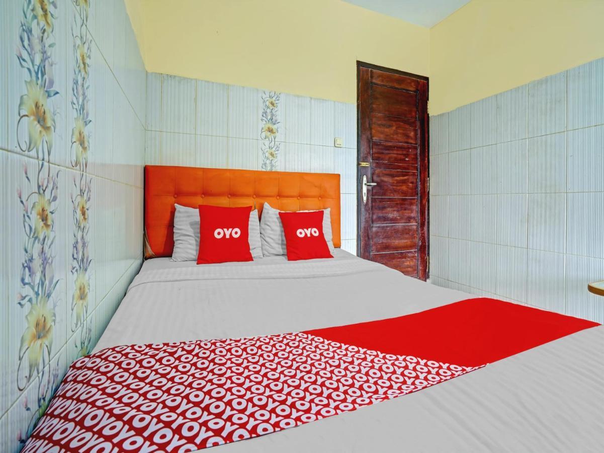 Oyo 90238 Hotel Nusantara Cirebon Εξωτερικό φωτογραφία