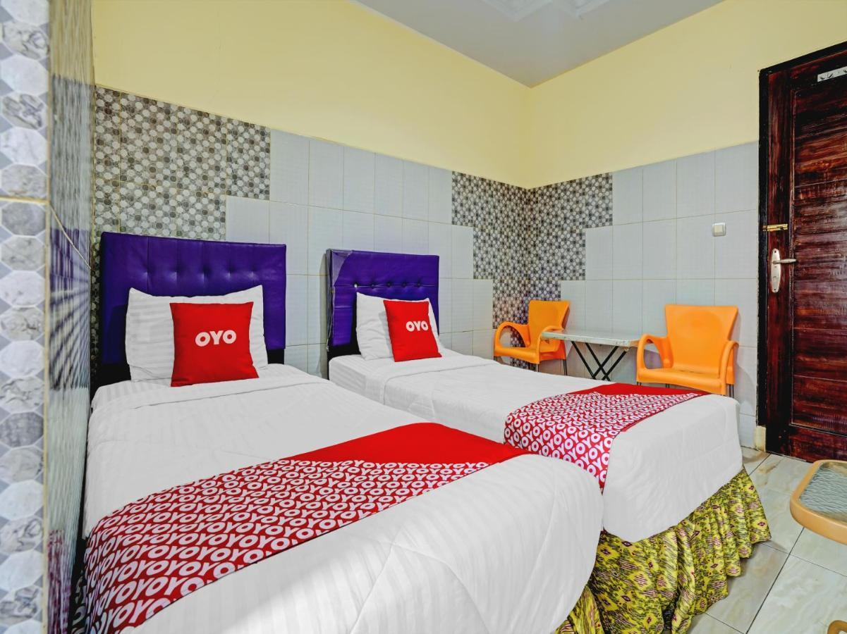 Oyo 90238 Hotel Nusantara Cirebon Εξωτερικό φωτογραφία