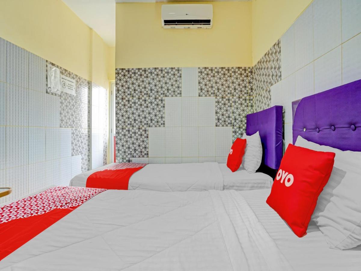 Oyo 90238 Hotel Nusantara Cirebon Εξωτερικό φωτογραφία